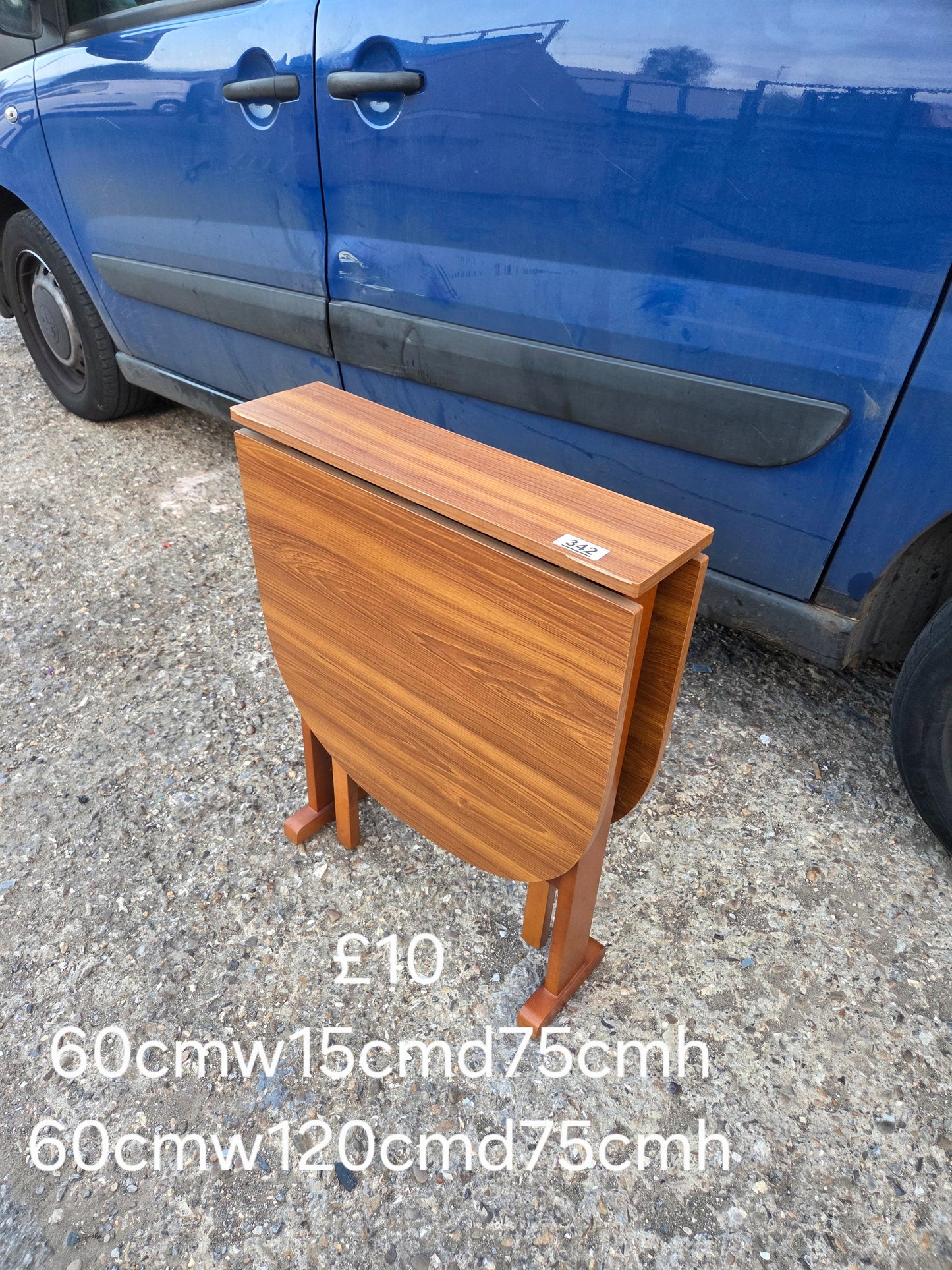 Butterfly table š Free delivery in Leicester š