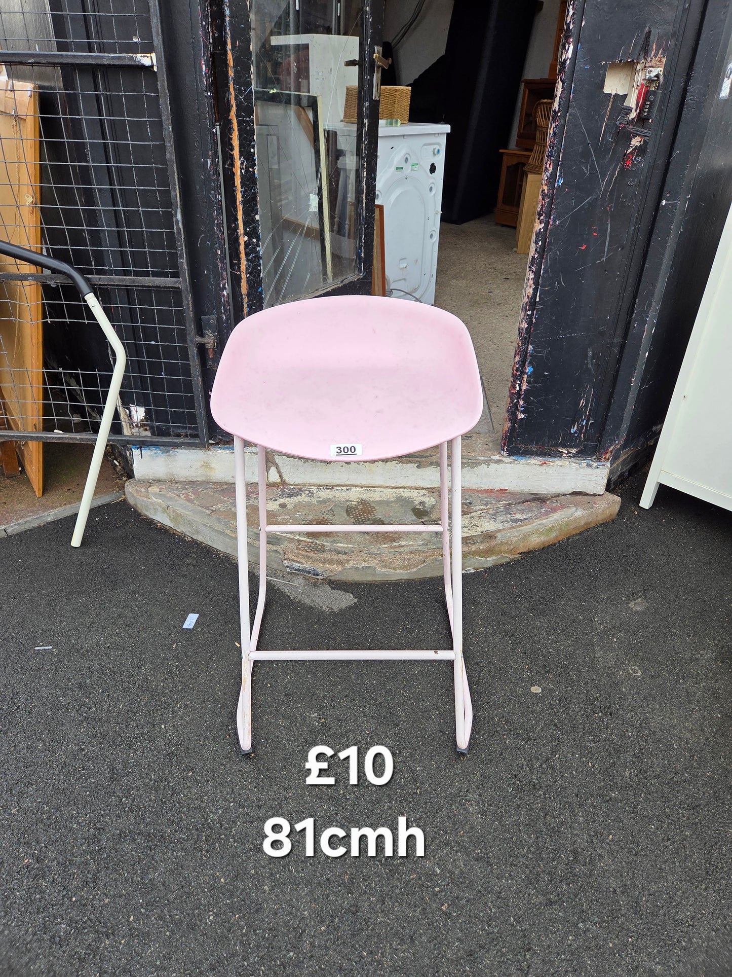 Pink bar stool π Free delivery in Leicester π
