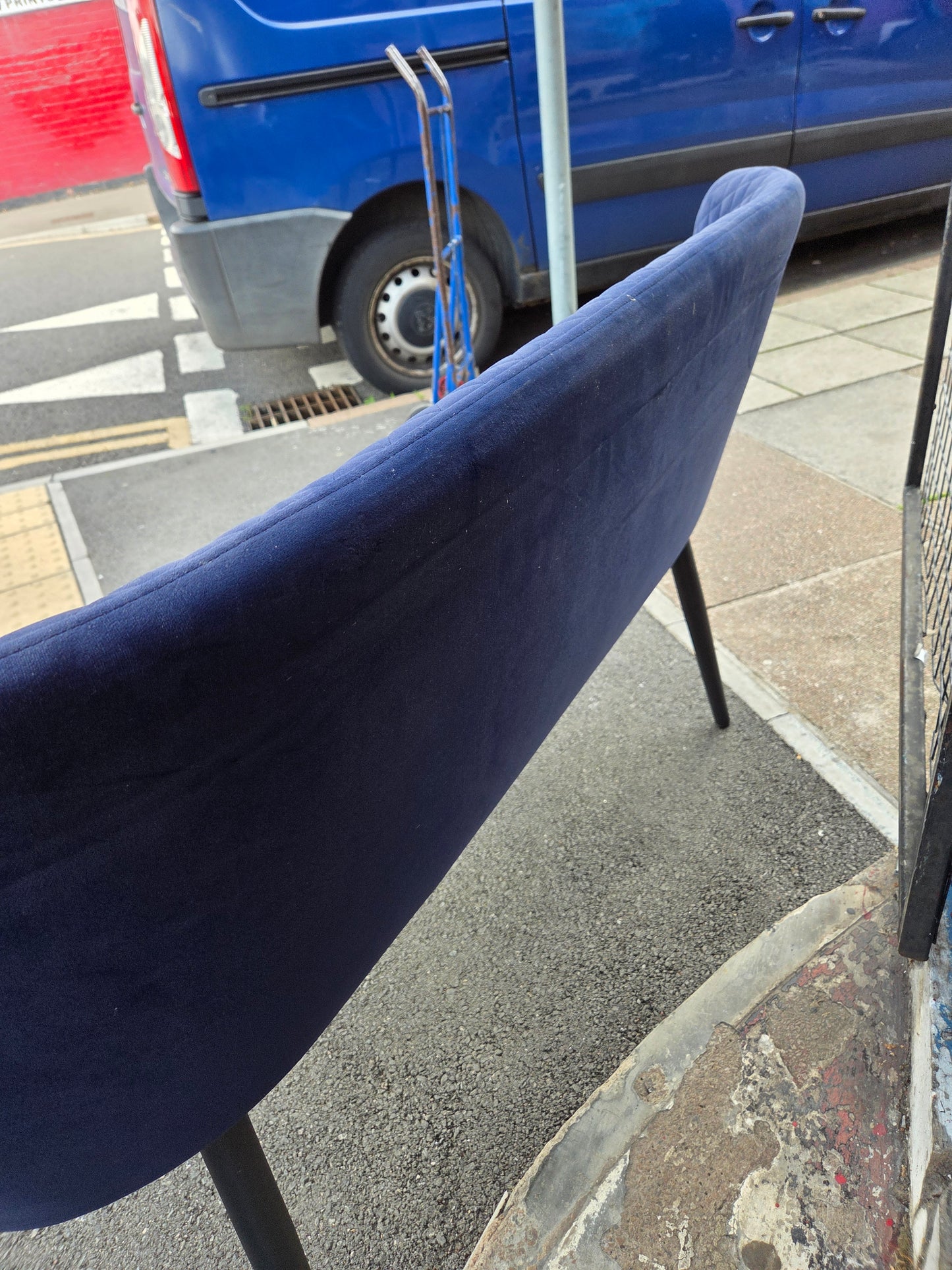 Sofa set π Free delivery in Leicester π