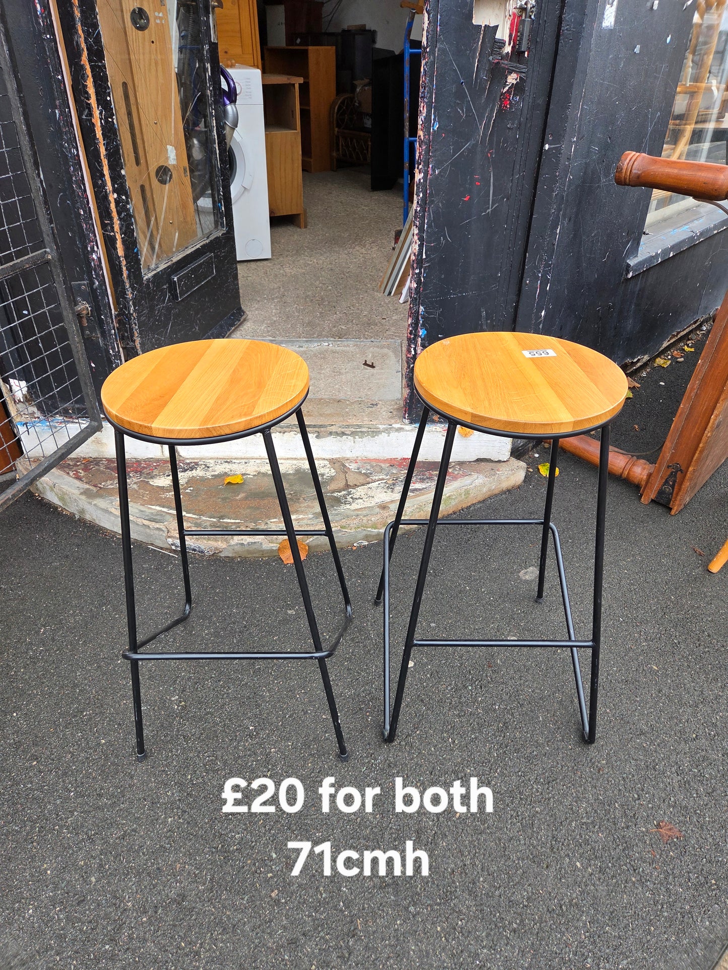 2 stools π Free delivery in Leicester π
