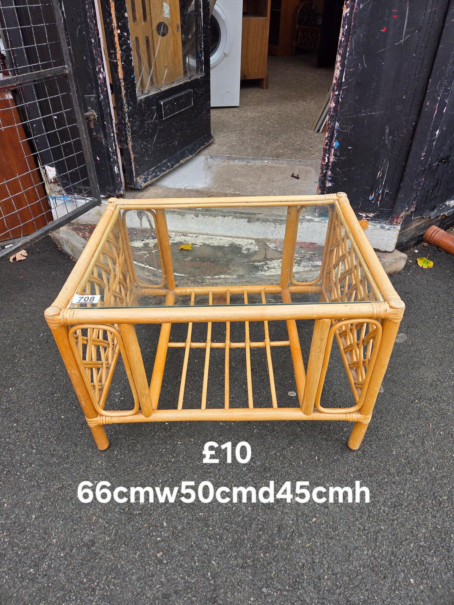 Wicker table π Free delivery in Leicester π