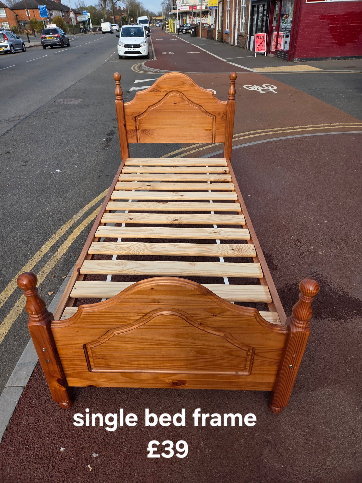 Pine single bed frame π Free delivery in Leicester π