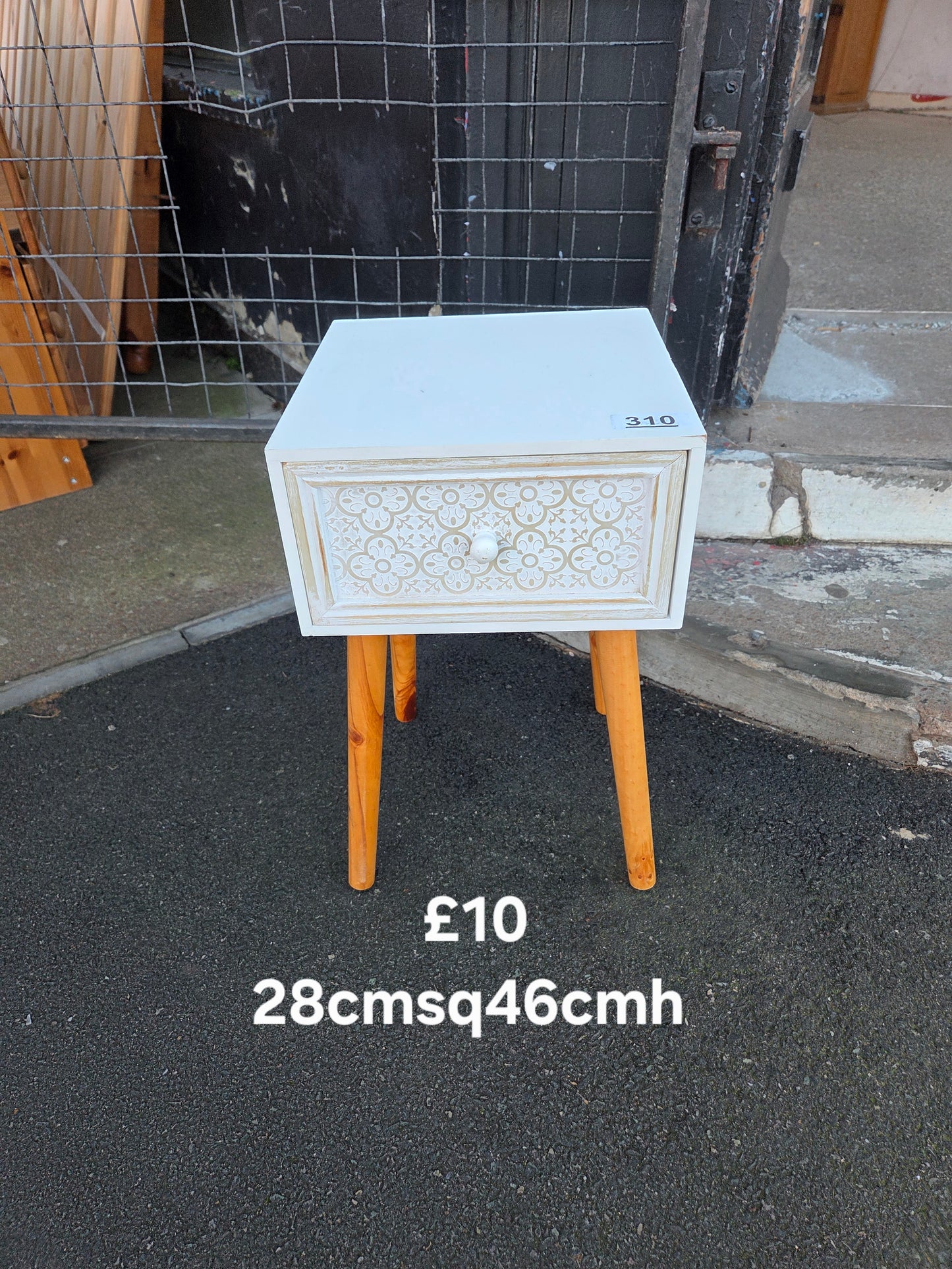 Bedside table π Free delivery in Leicester π