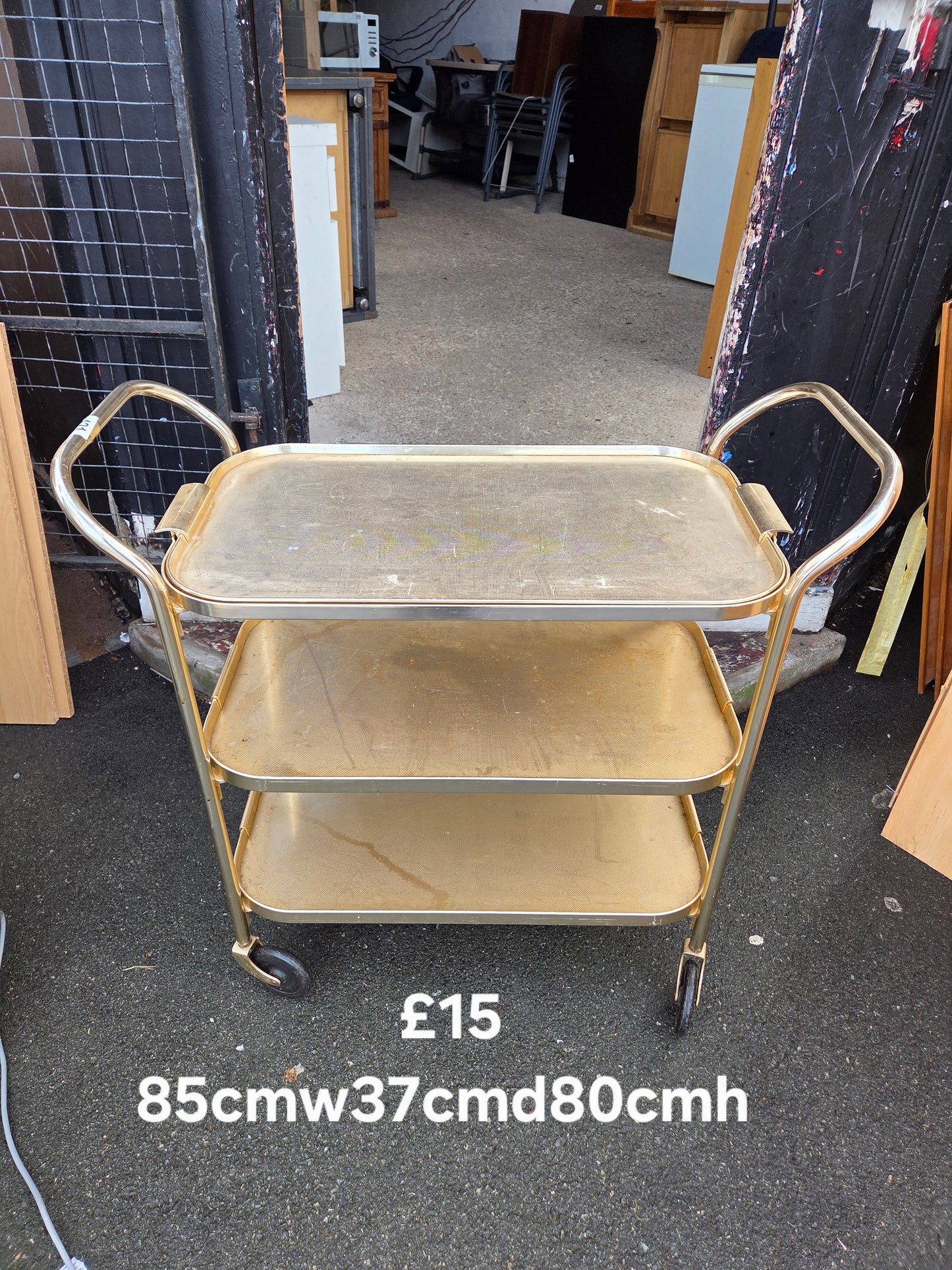 Serving trolley π Free delivery in Leicester π