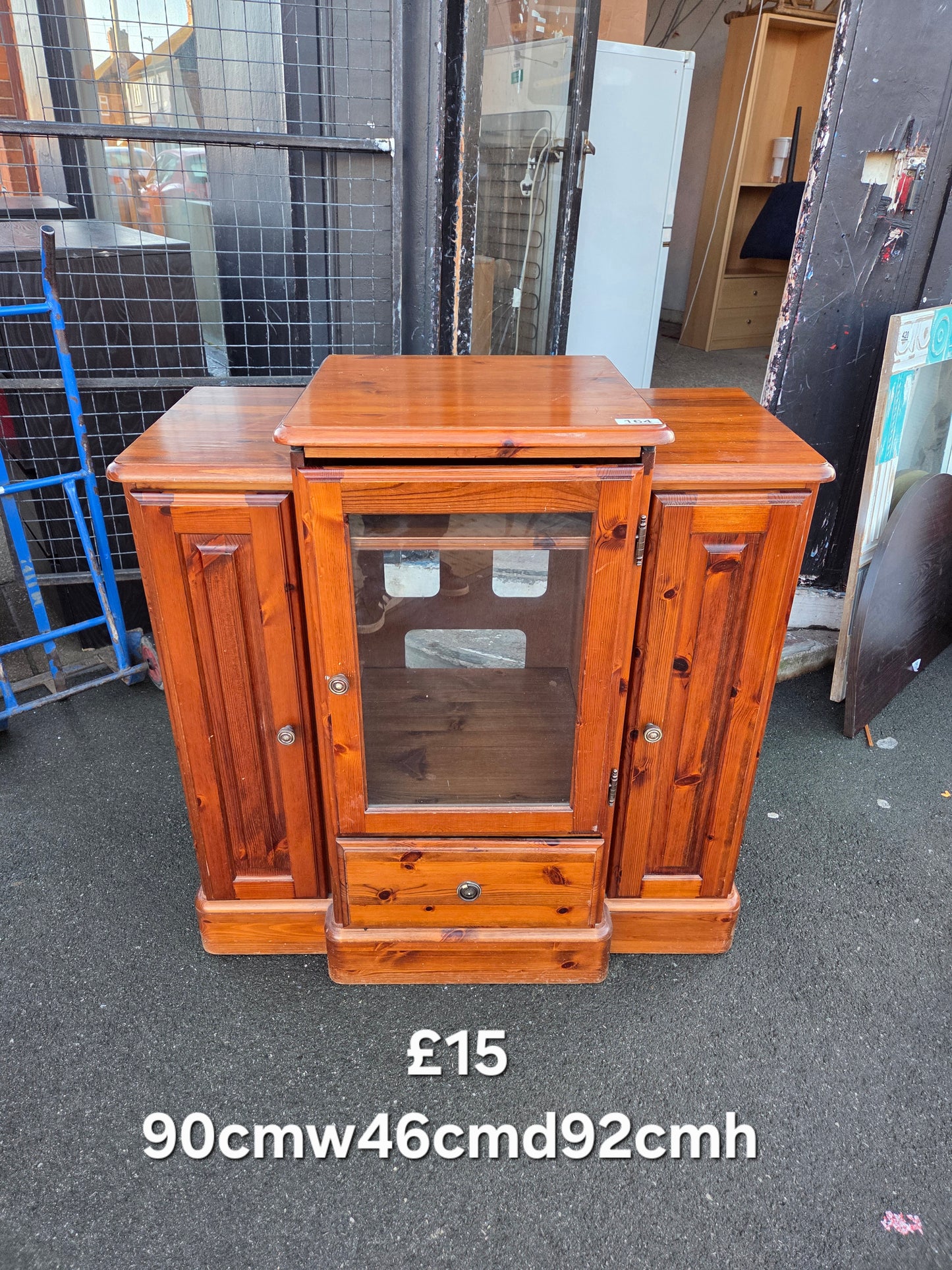 Media unit π Free delivery in Leicester π