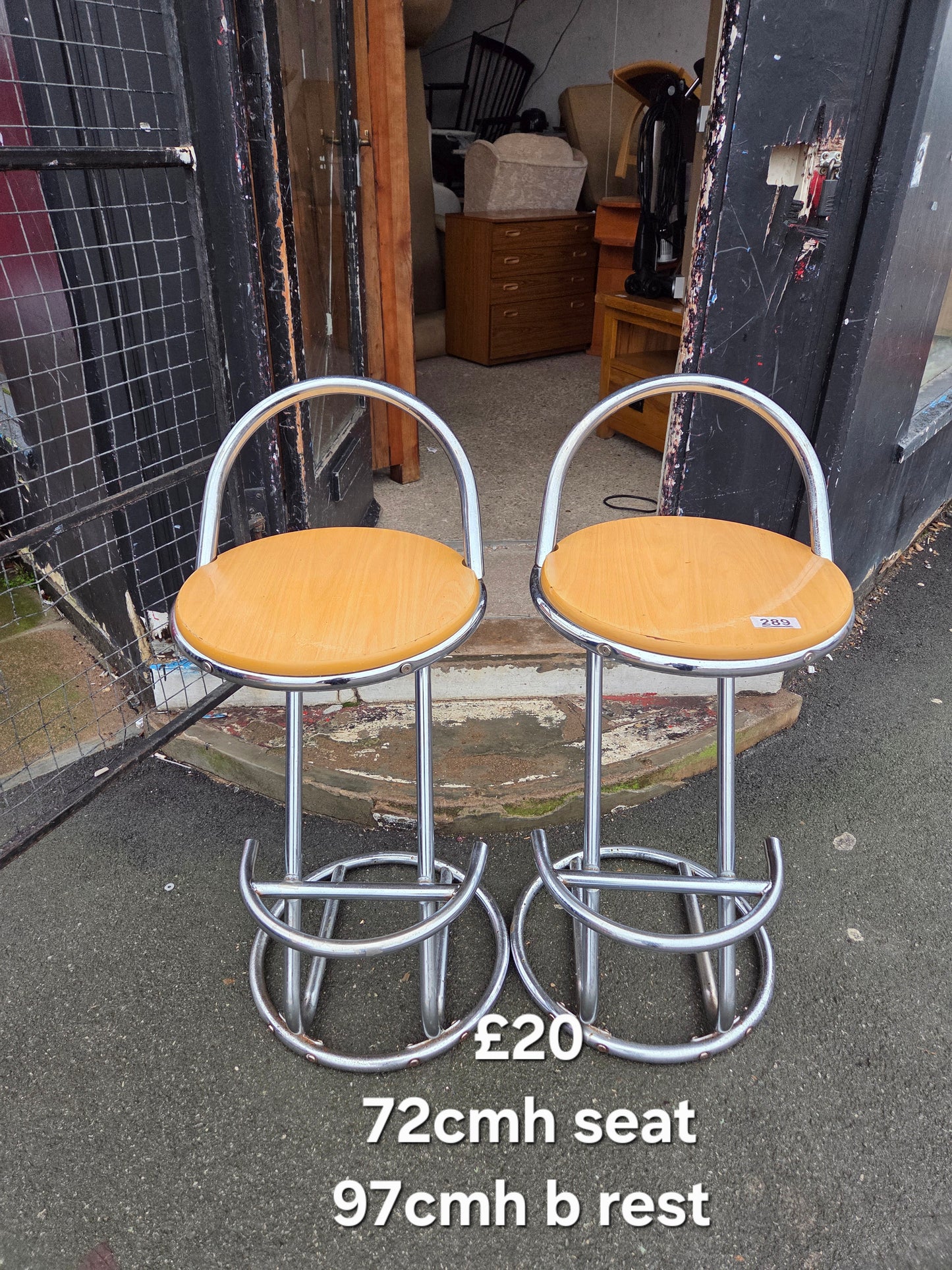 2 bar stools π Free delivery in Leicester π