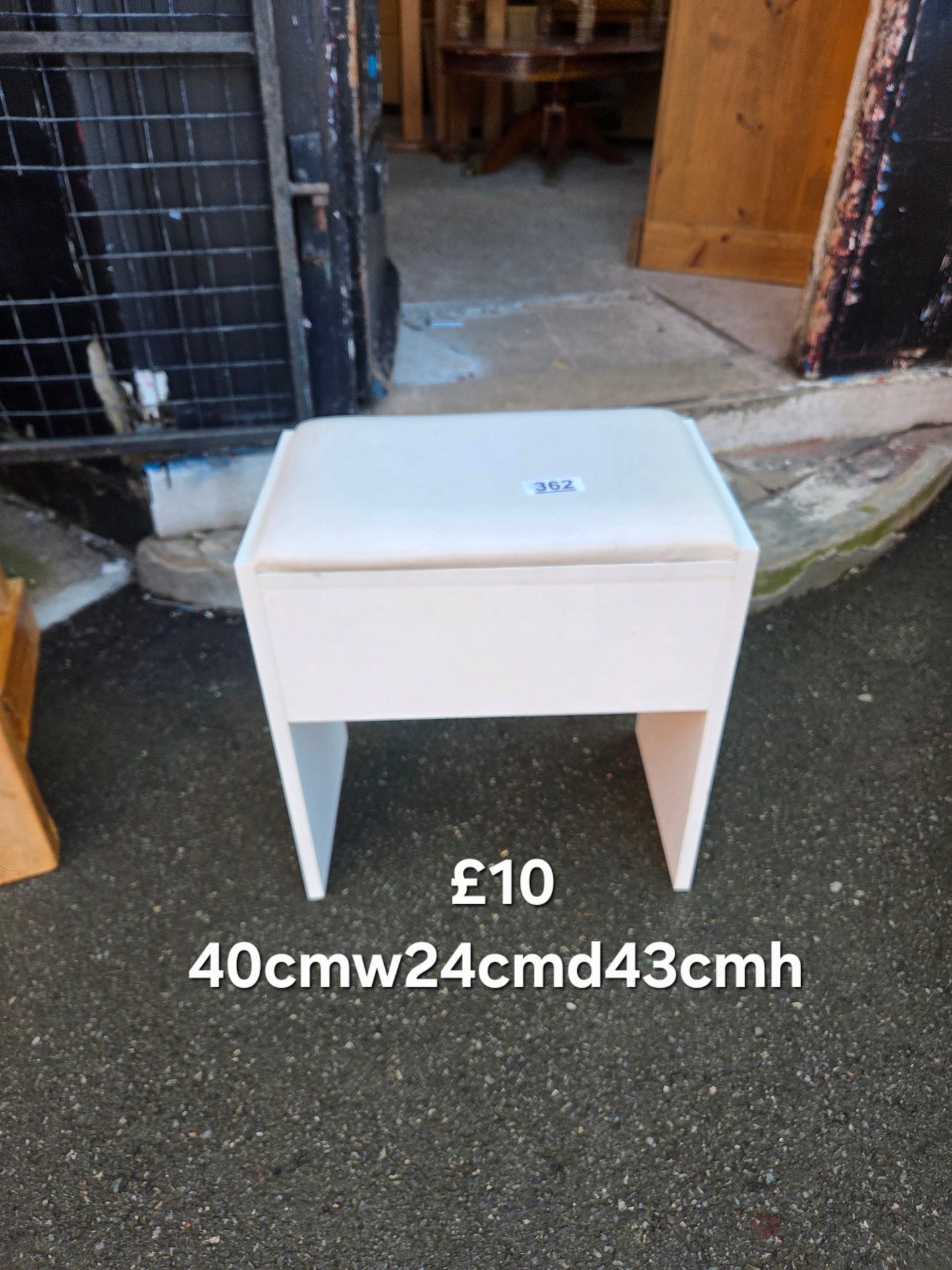 Dressing table stool π Free delivery in Leicester π