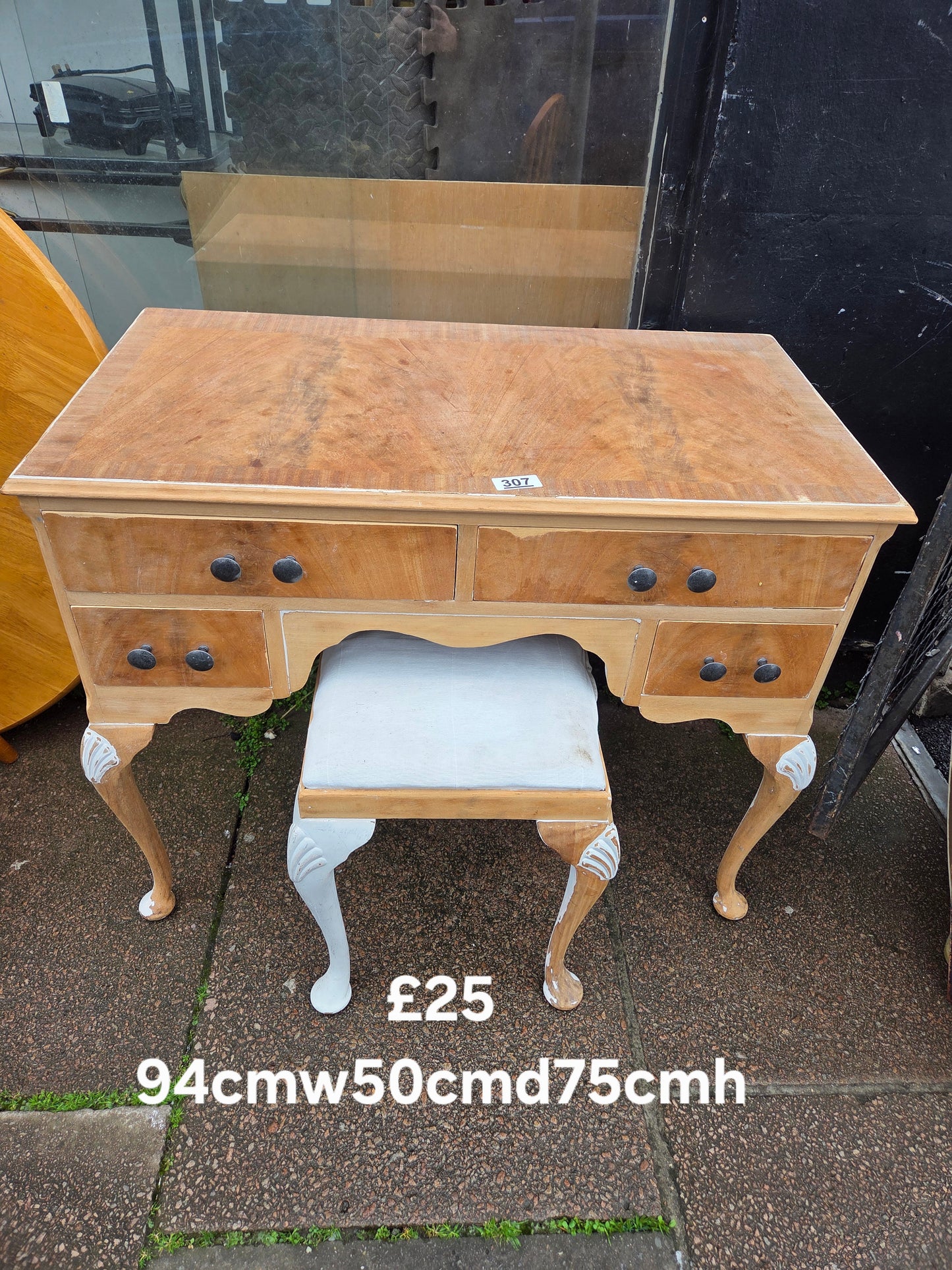 Dressing table and stool π Free delivery in Leicester π