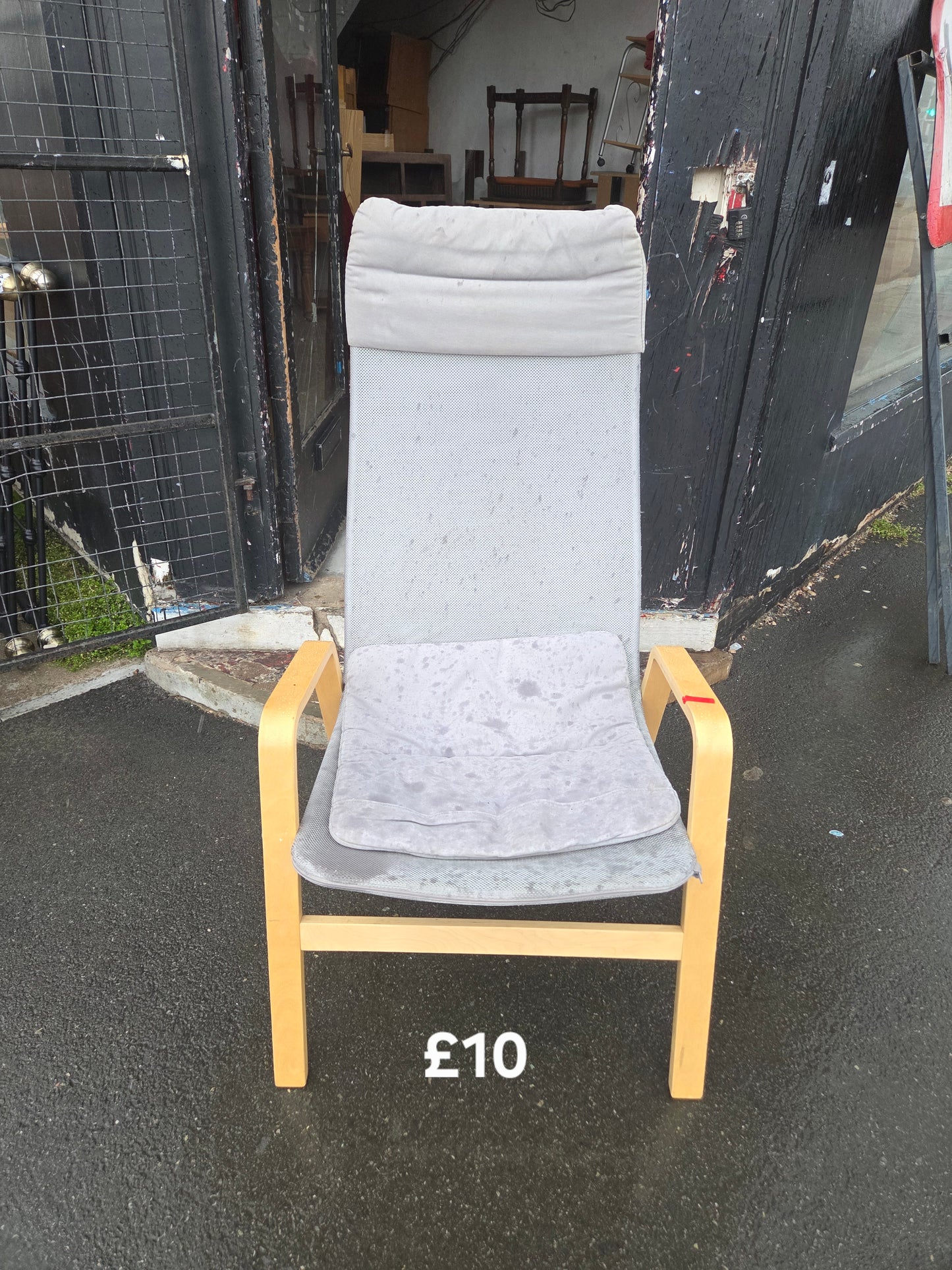 Ikea chair ๐ Free delivery in Leicester ๐
