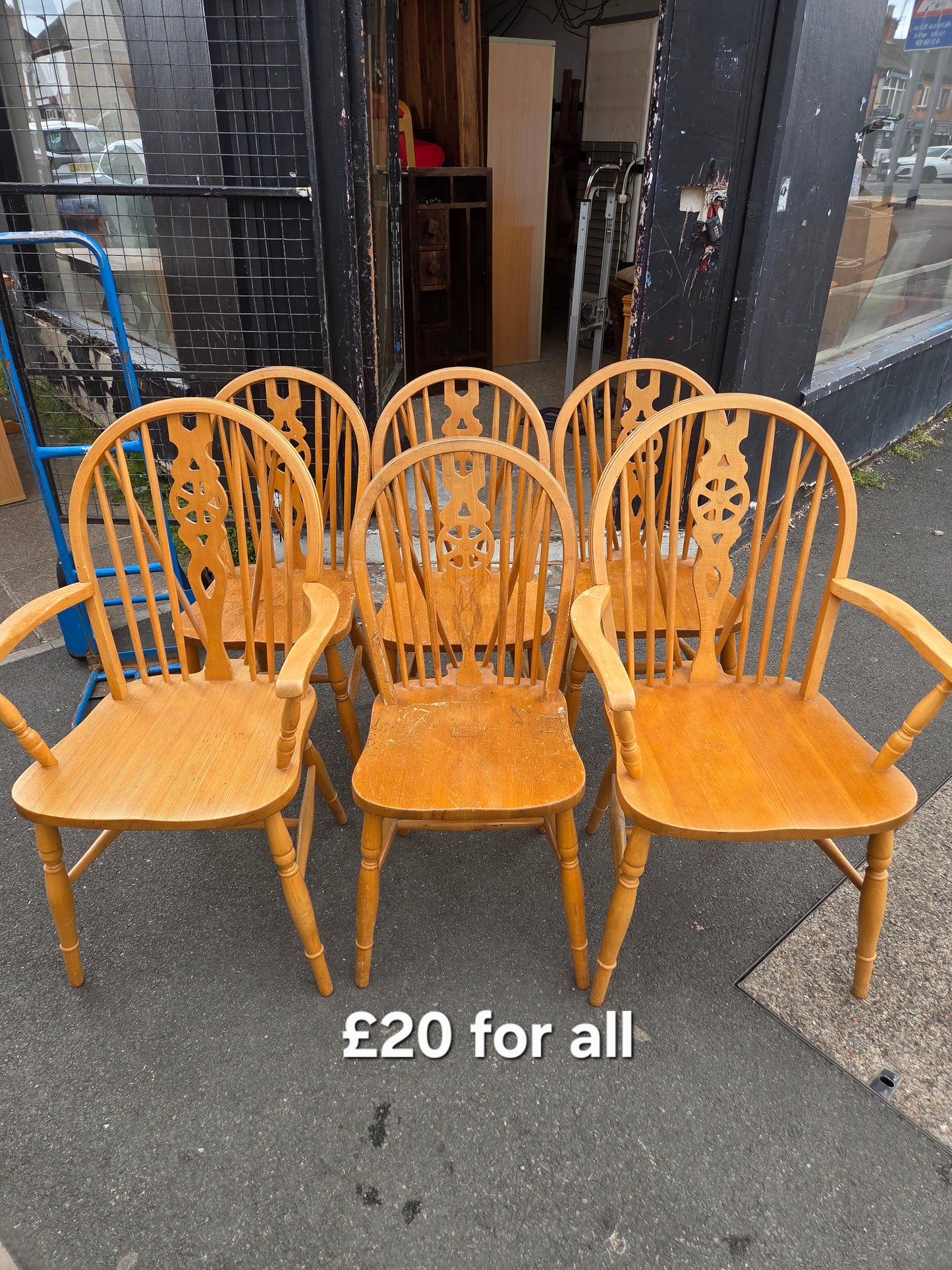 6 dining chairs ๐ Free delivery in Leicester ๐