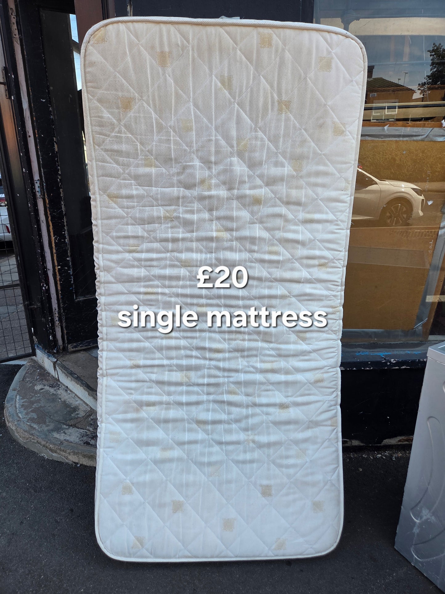 Single mattress π Free delivery in Leicester π