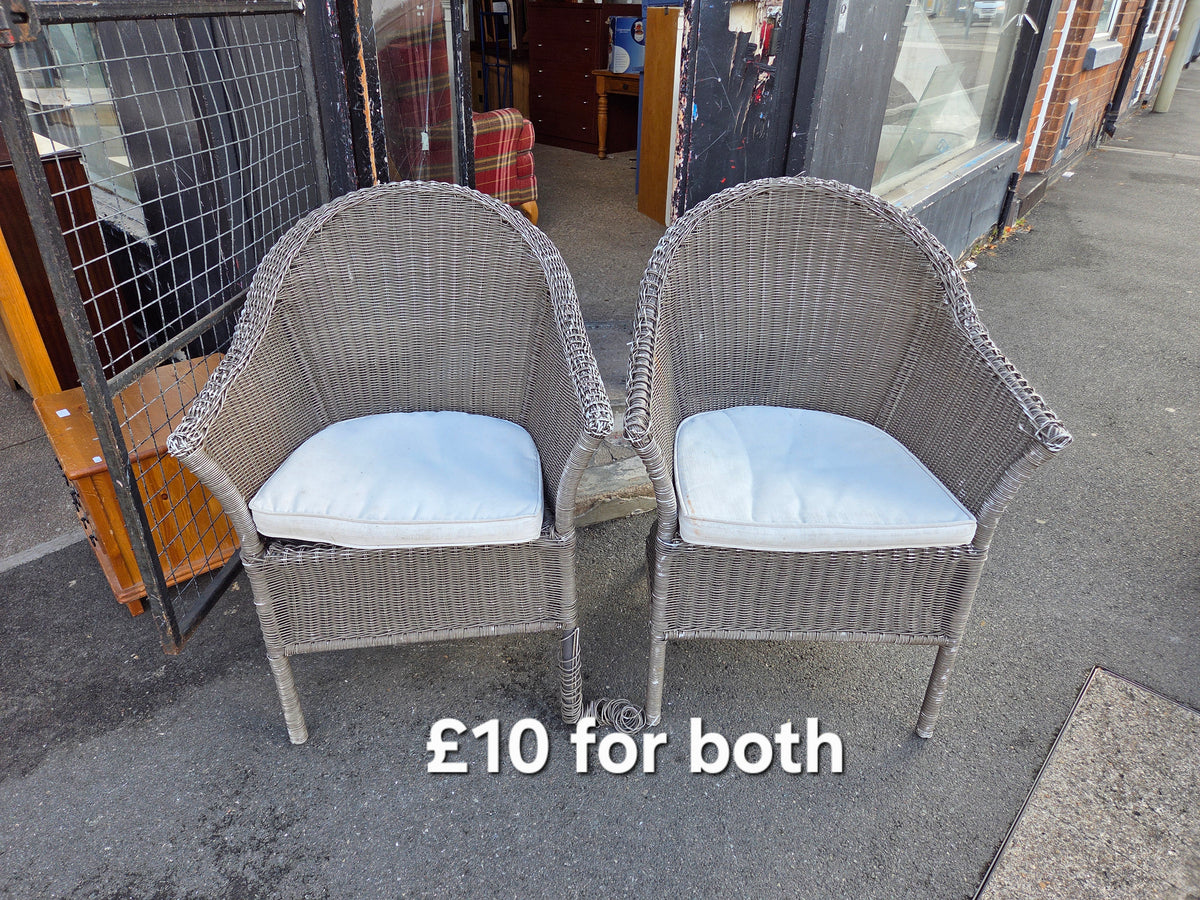 2 rattan chairs Free Delivery in Leicester