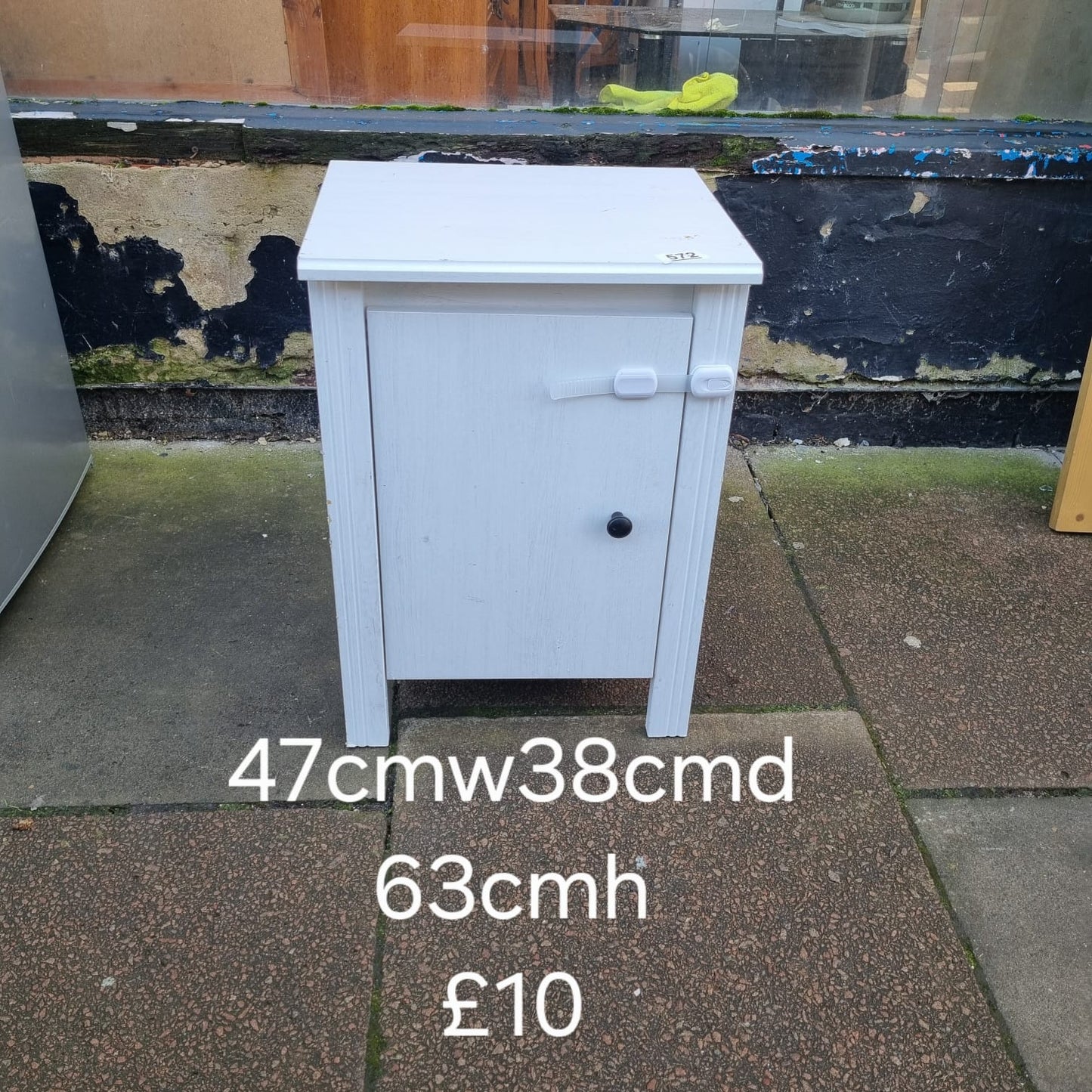 Bedside table š Free delivery in Leicester š