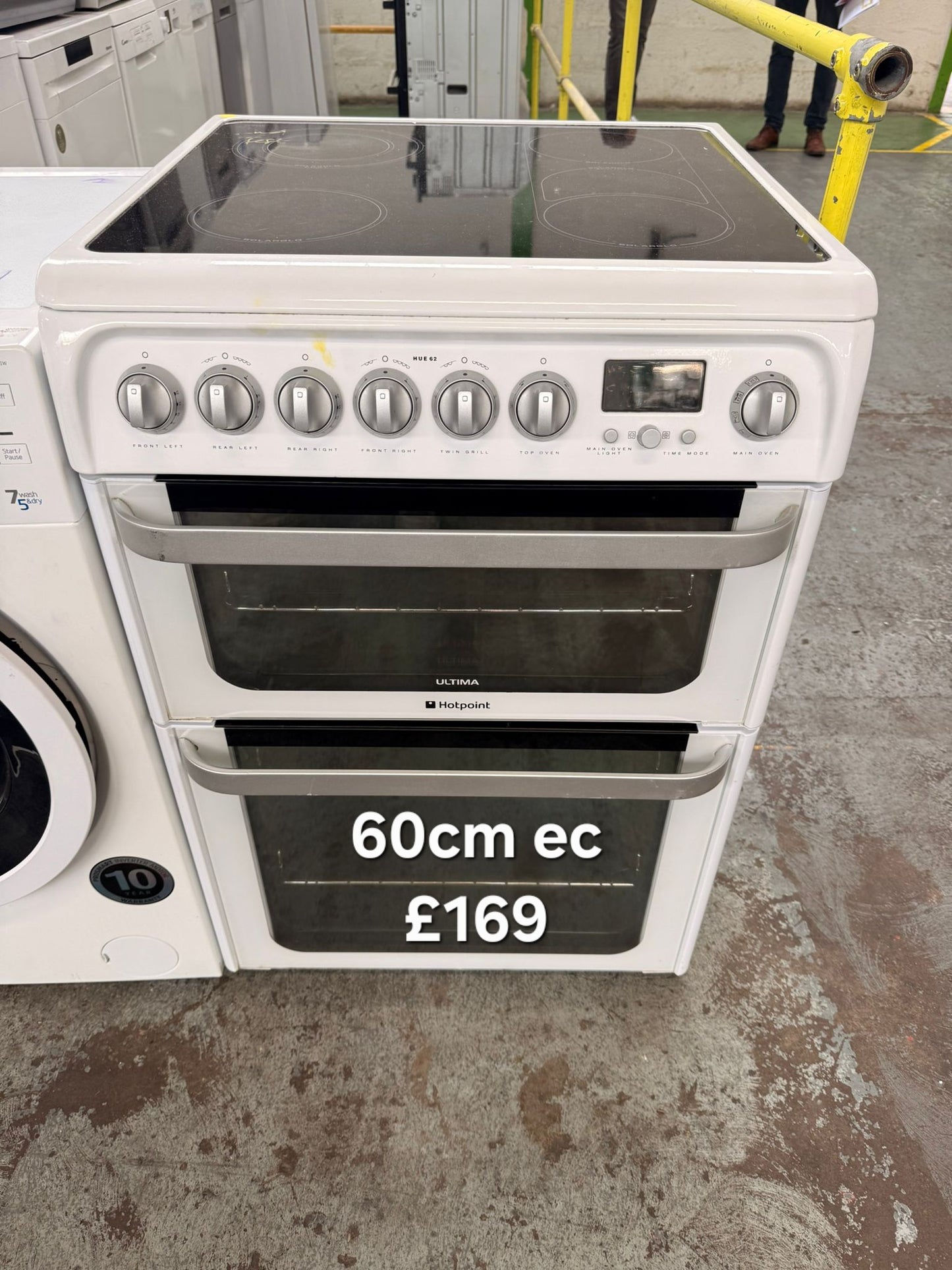 Hotpoint 60cm Electric cooker π Free Delivery π 120 Days Warranty π