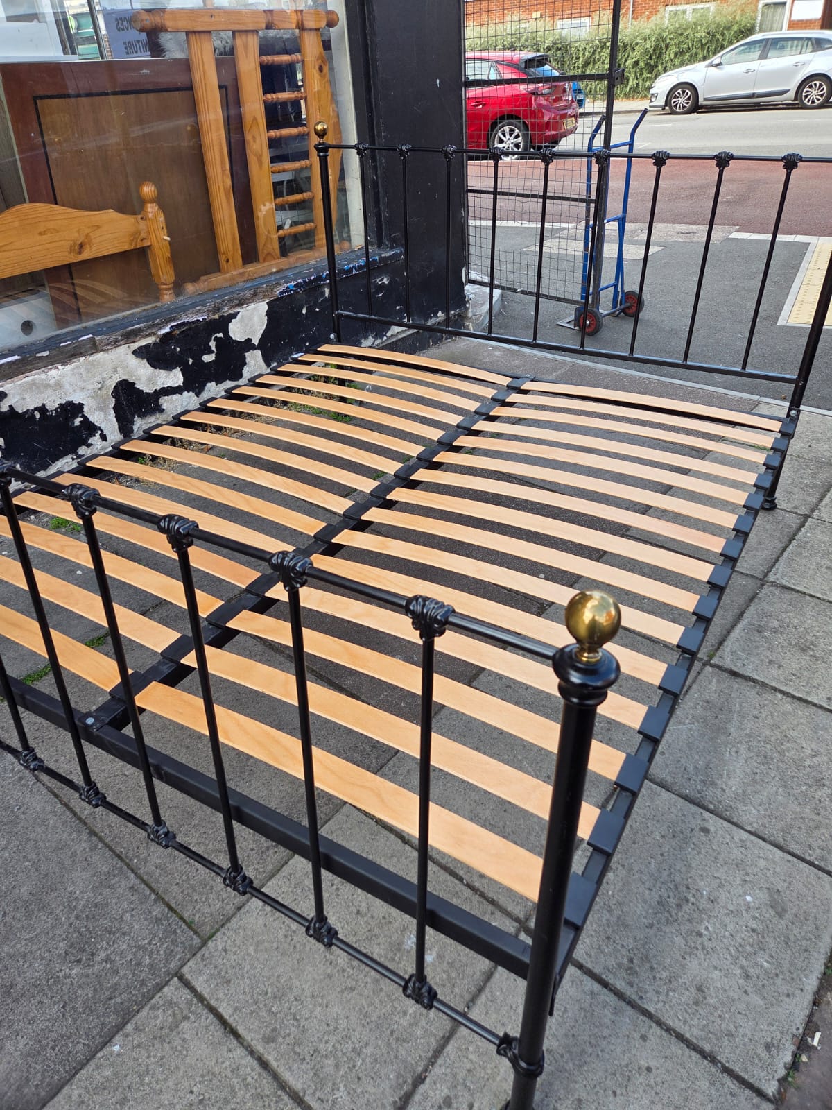 Super king bedframe 🌟 Free Delivery in Leicester 🌟