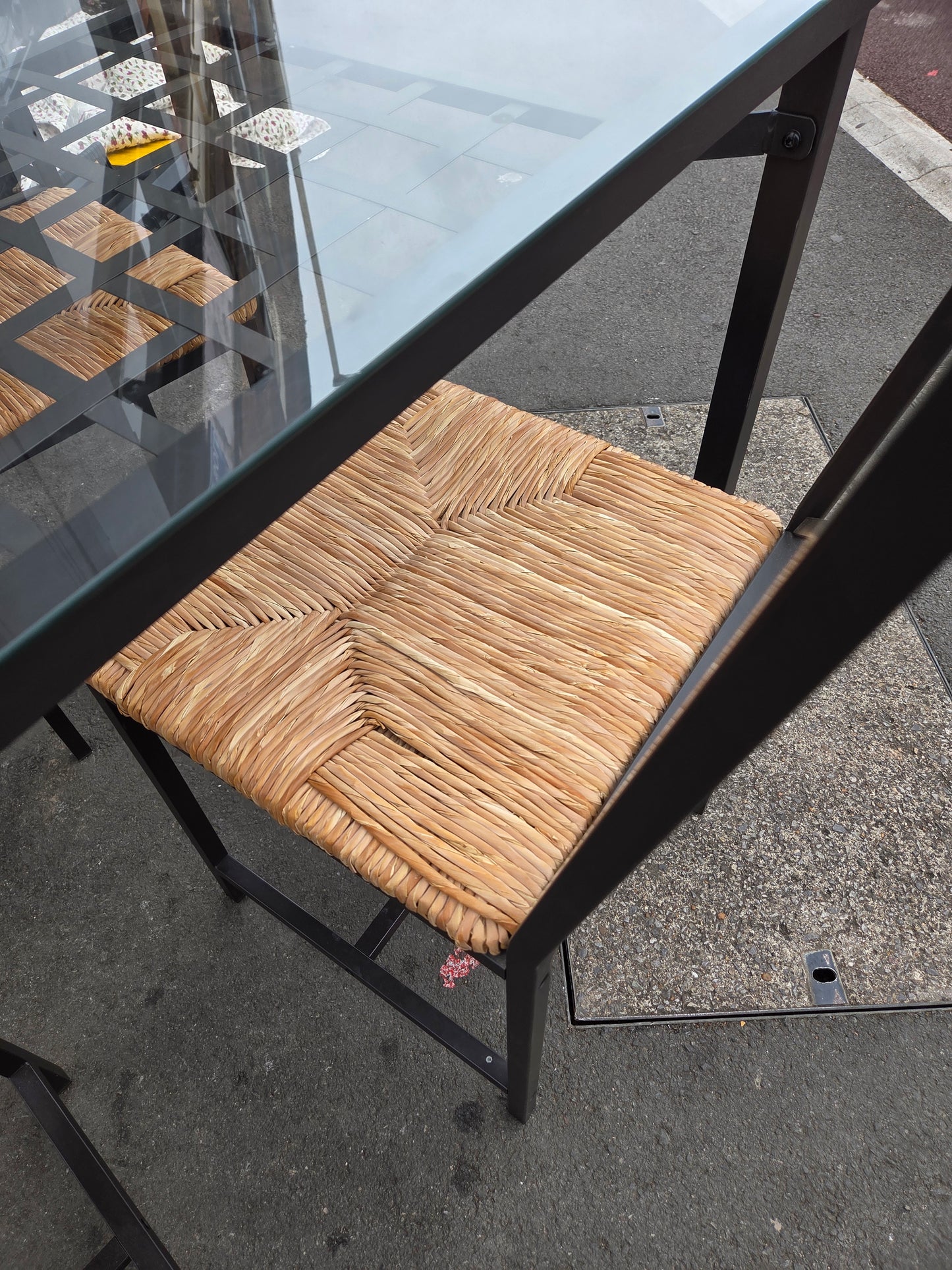 Dining table and 4 chairs š Free delivery in Leicester š