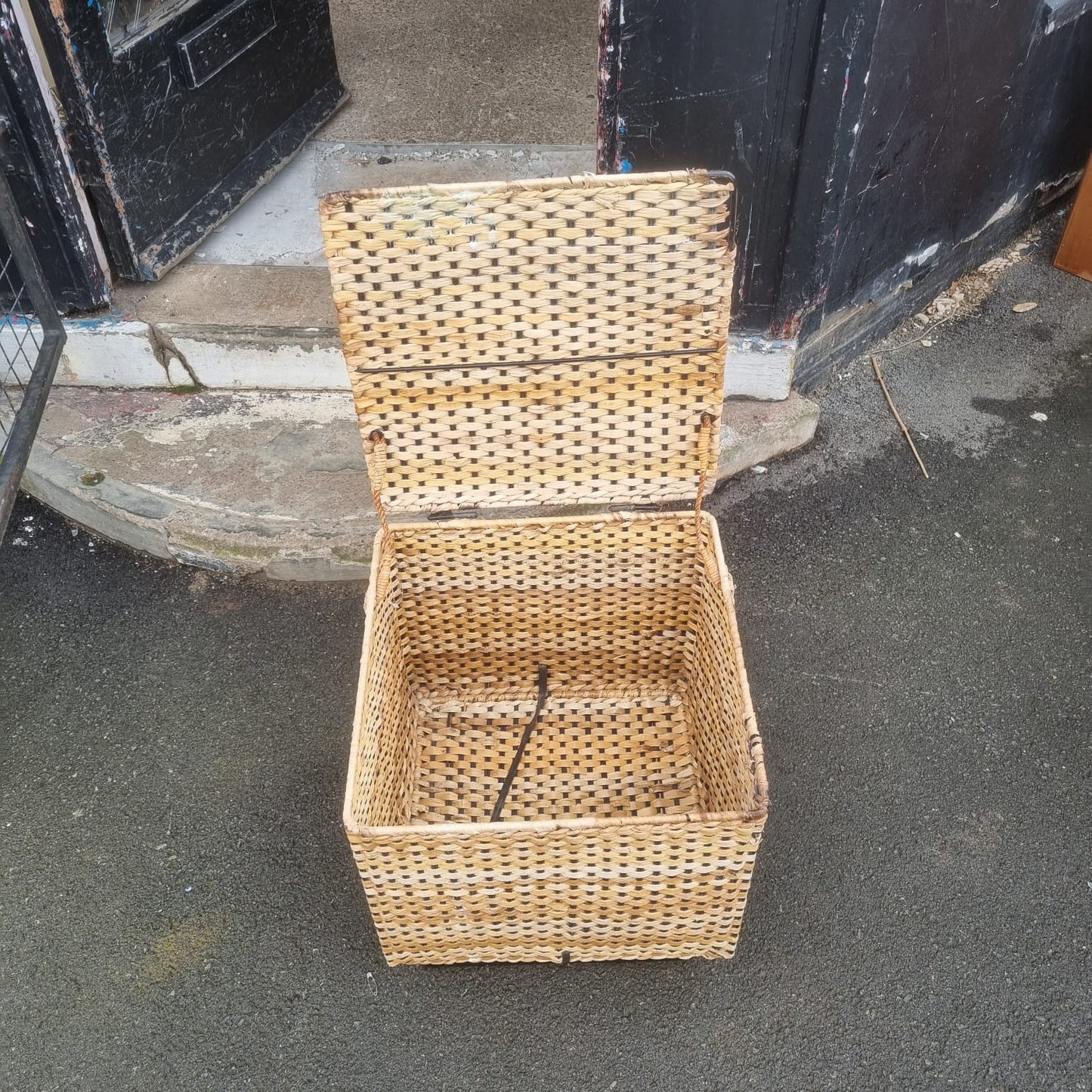 storage box š Free delivery in Leicester š
