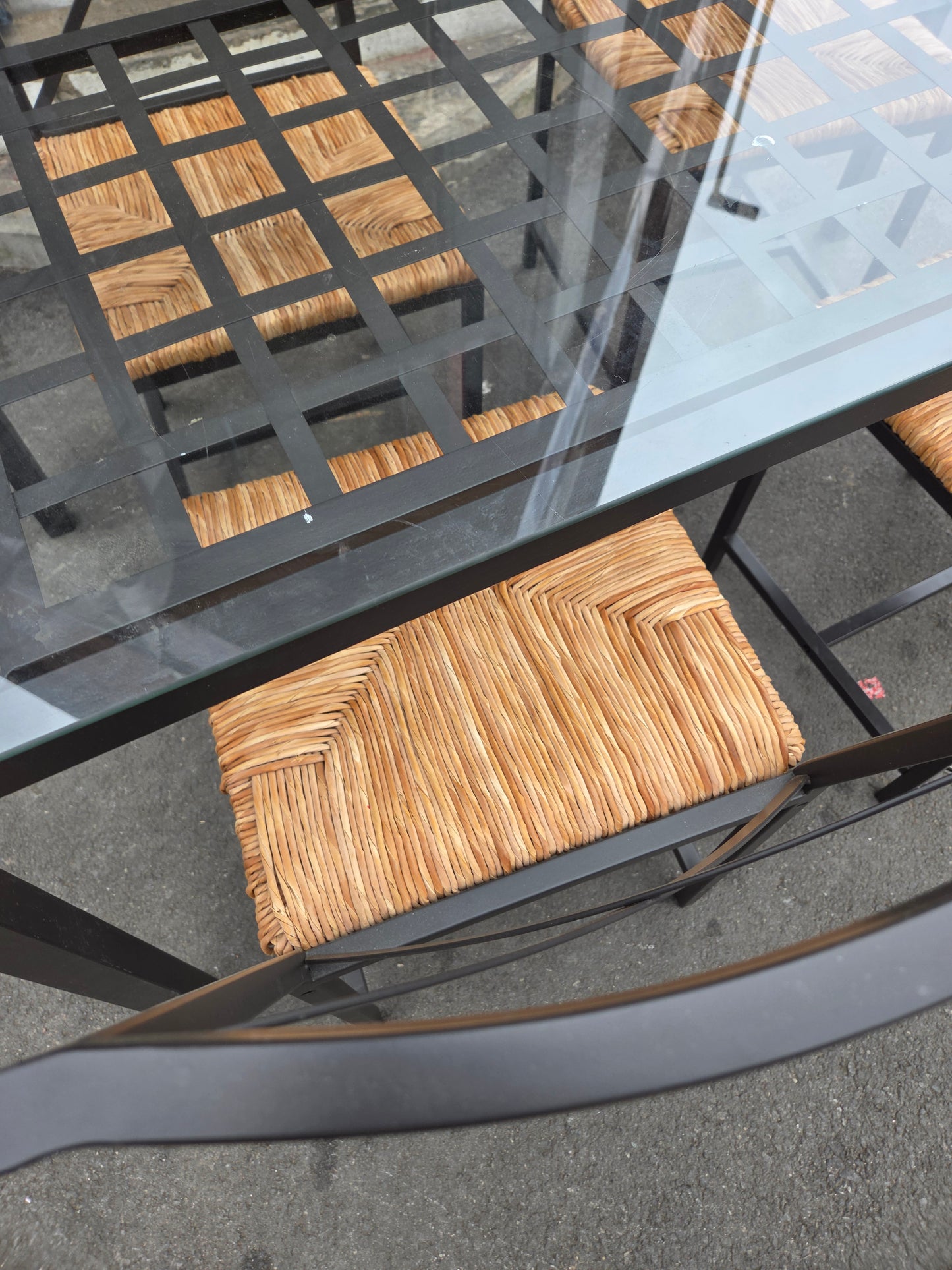 Dining table and 4 chairs š Free delivery in Leicester š