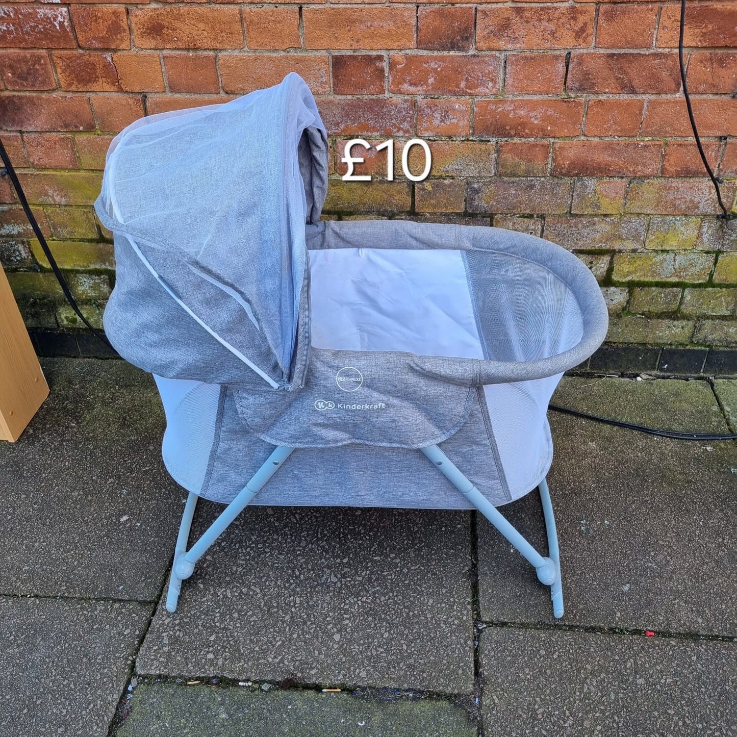 Moses basket š Free delivery in Leicester š