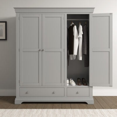 Bordeaux 3 Door Wardrobe
Pebble Grey
