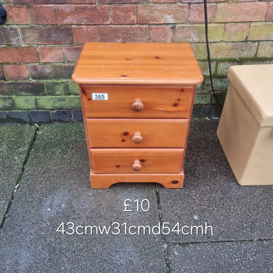 Bedside table 🌟 Free delivery in Leicester 🌟
