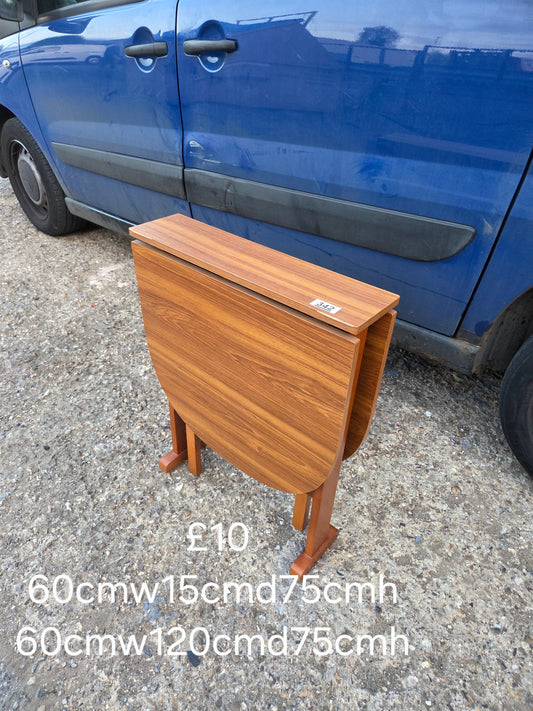 Butterfly table 🌟 Free delivery in Leicester 🌟