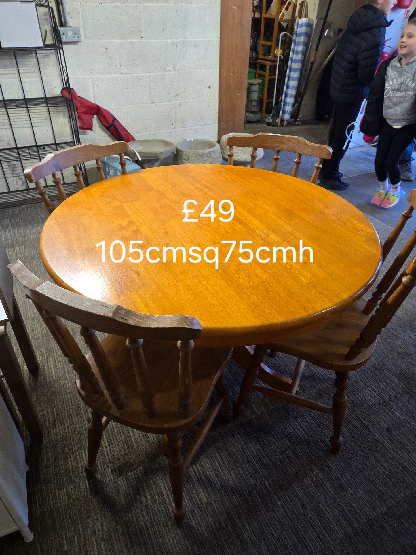 Dining table and 4 chairs 🌟 Free delivery in Leicester 🌟