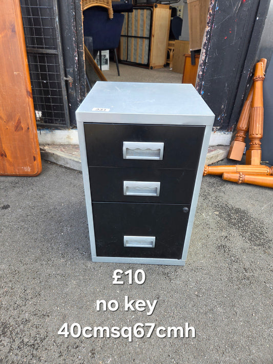Filing cabinet no key 🌟 Free delivery in Leicester 🌟