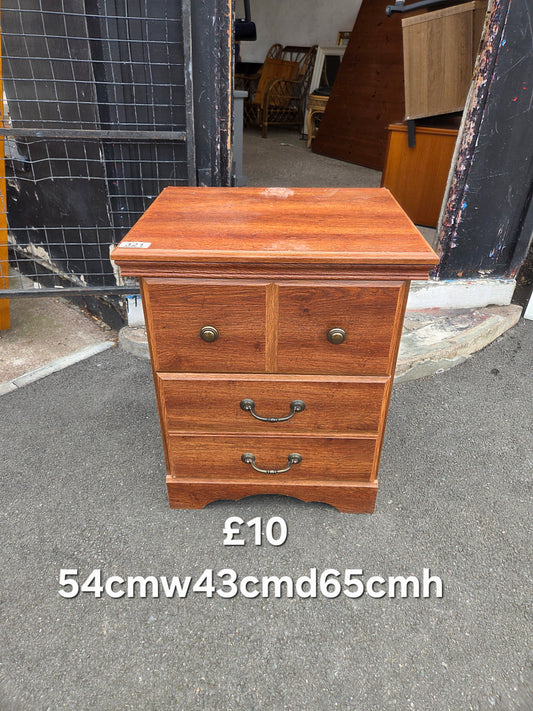 Bedside table 🌟 Free delivery in Leicester 🌟