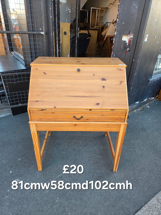 Writing desk 🌟 Free delivery in Leicester 🌟