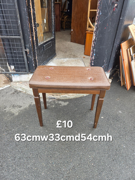 Storage stool 🌟 Free delivery in Leicester 🌟