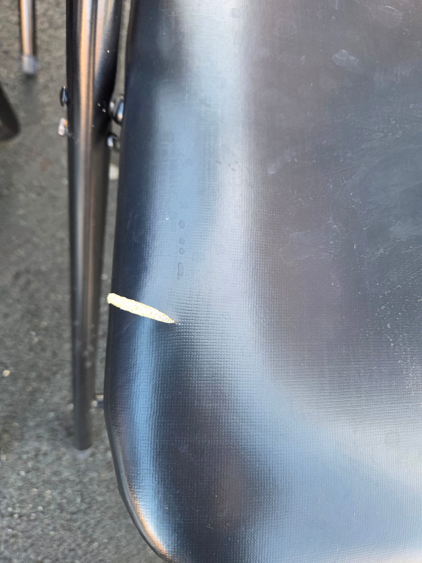 Foldaway table and 4 chairs 🌟 Free delivery in Leicester 🌟