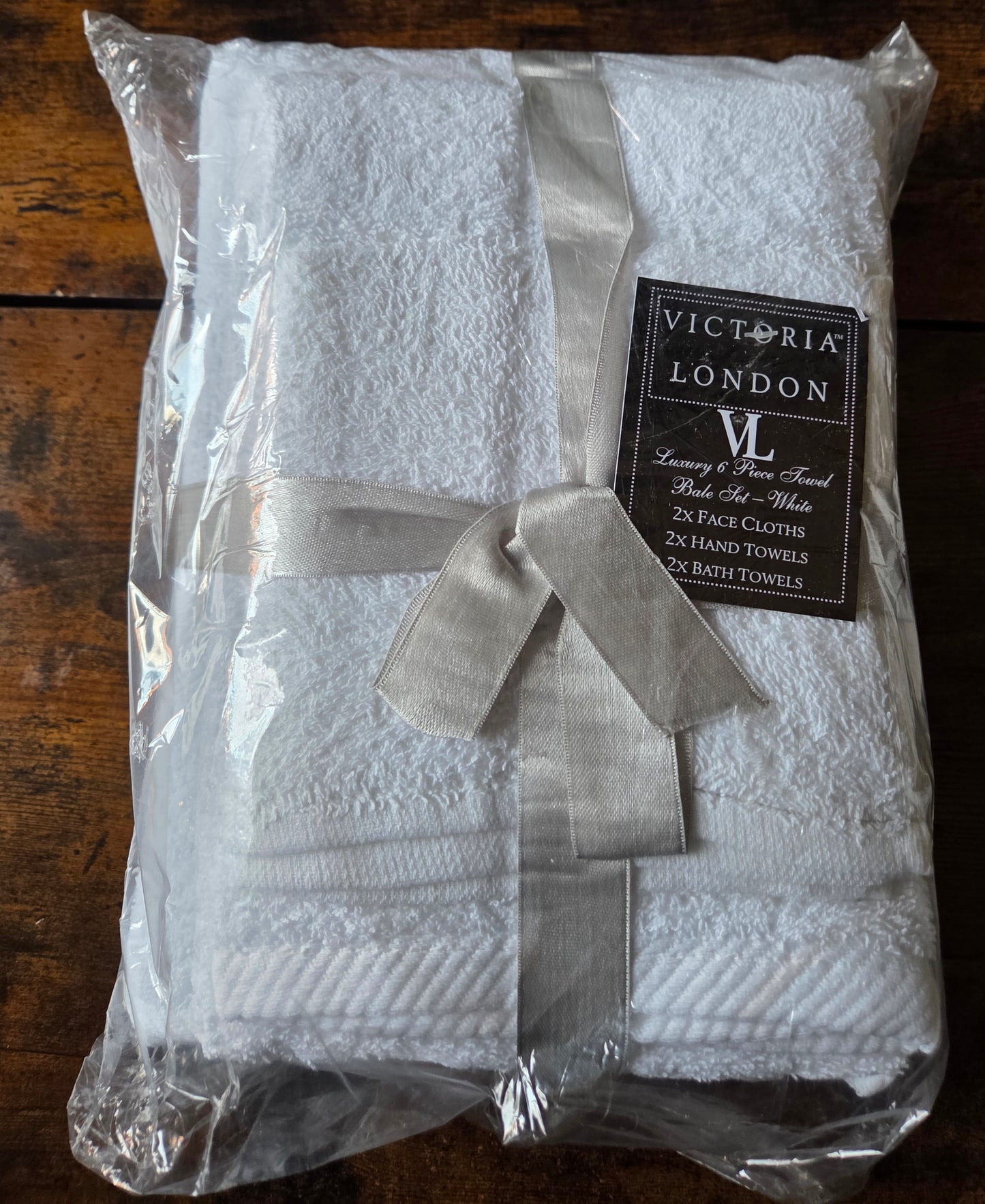 Victoria London luxury 6 peice towel set