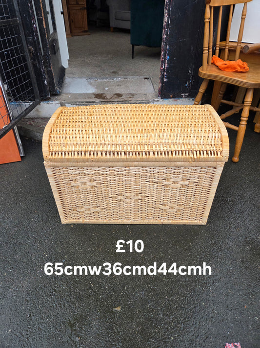 Wicker basket 🌟 Free delivery in Leicester 🌟