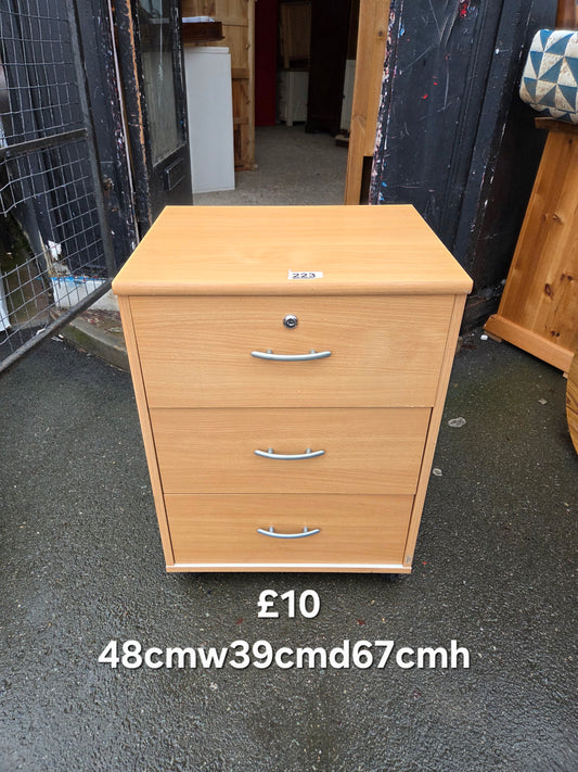 Filing cabinet 🌟 Free delivery in Leicester 🌟