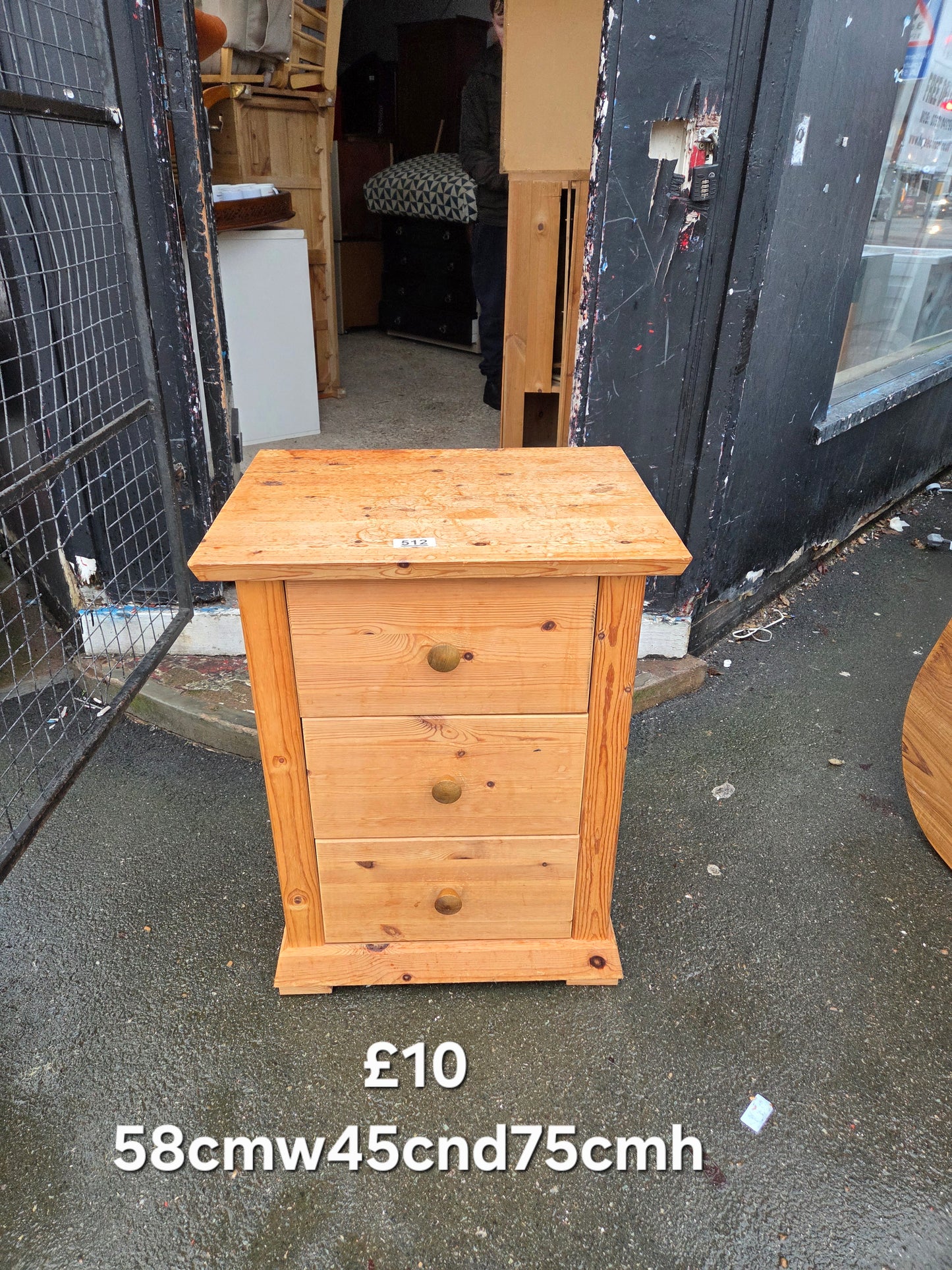 Bedside table 🌟 Free delivery in Leicester 🌟