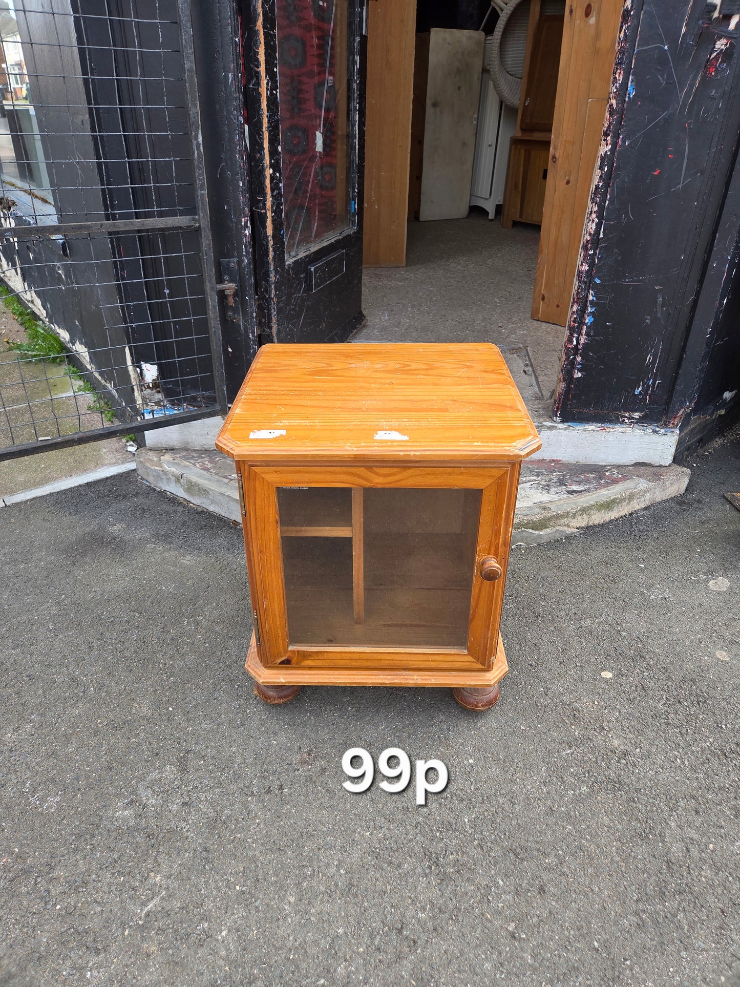 Side unit