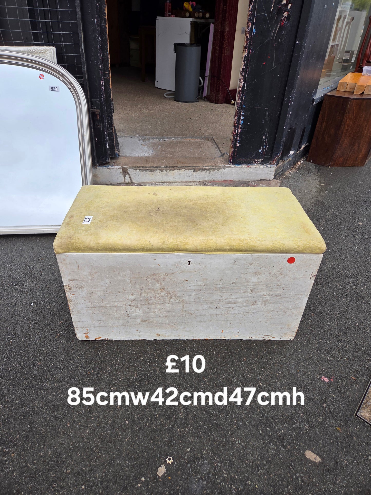 Ottoman 🌟 Free delivery in Leicester 🌟