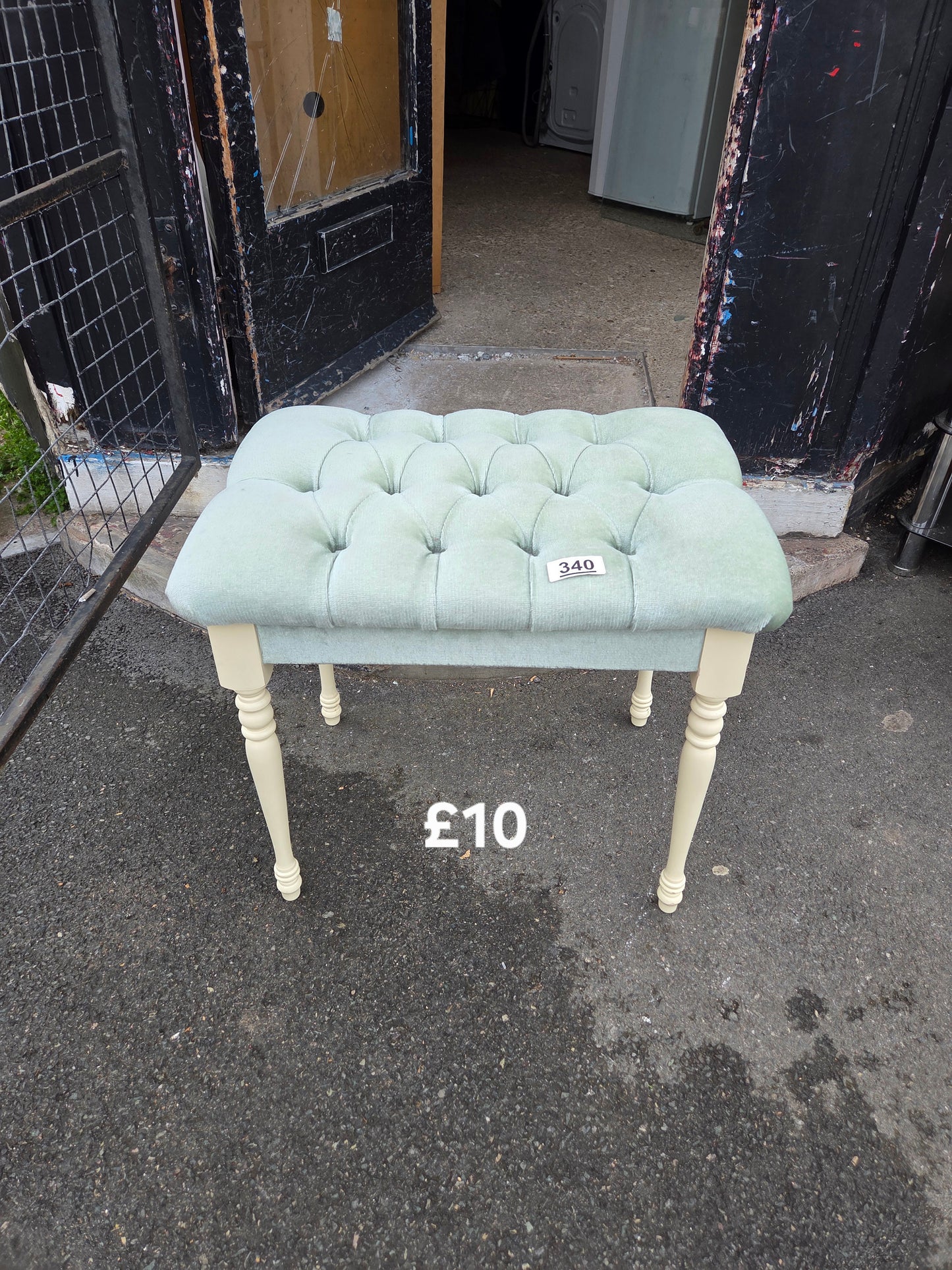 Dressing table stool 🌟 Free delivery in Leicester 🌟