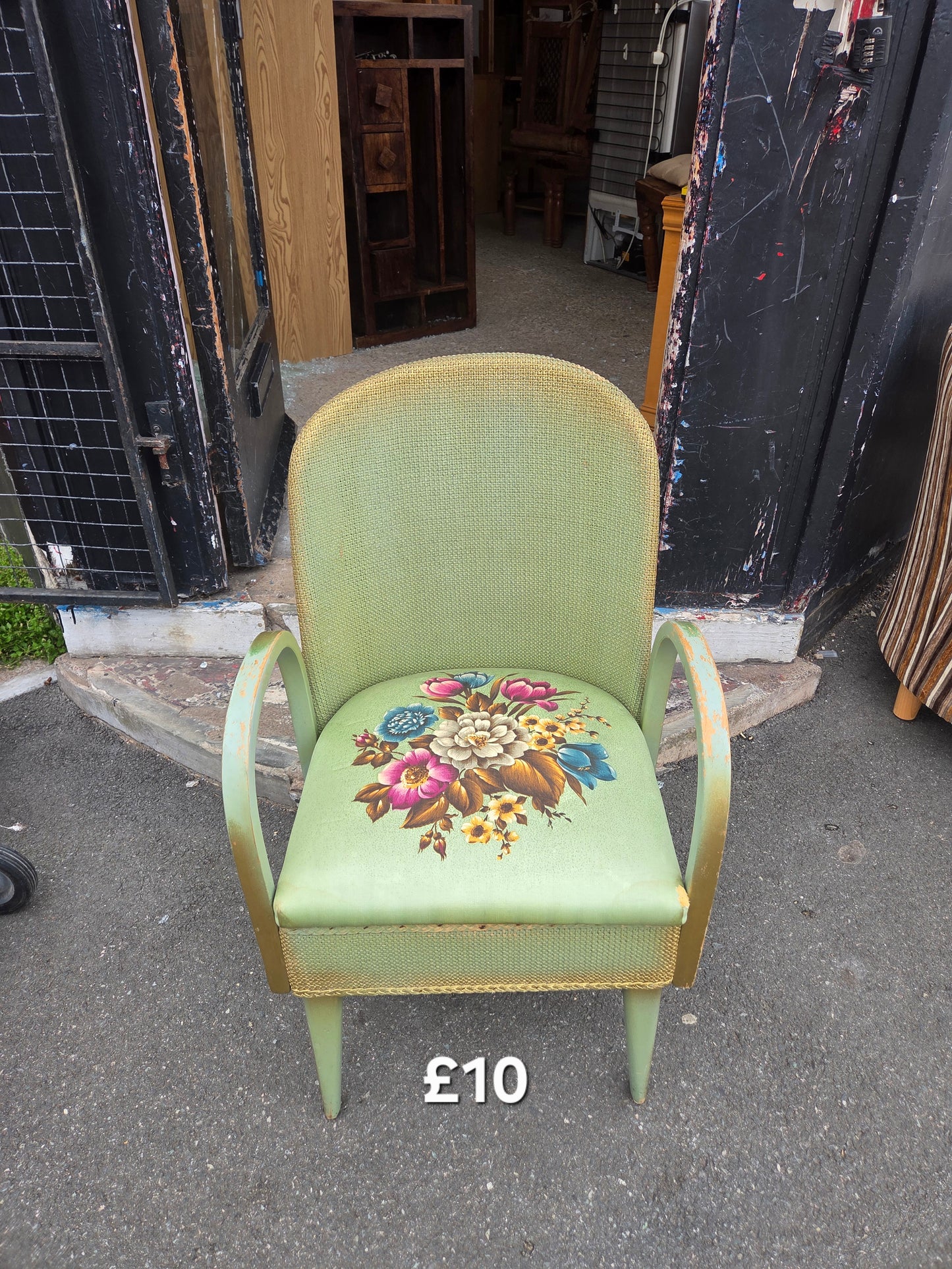 Bedroom chair 🌟 Free delivery in Leicester 🌟
