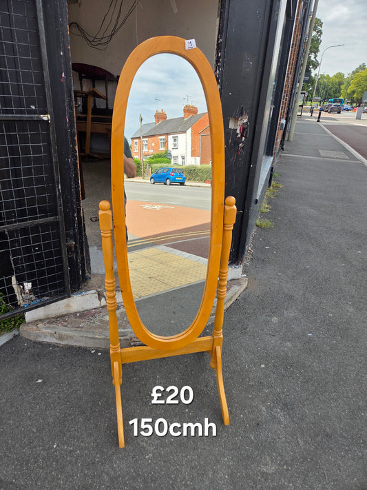 Standing mirror 🌟 Free delivery in Leicester 🌟