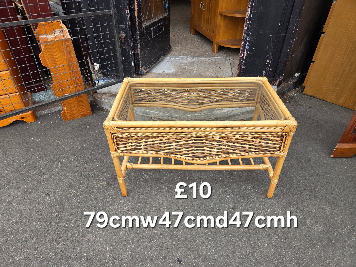 Wicker coffee table 🌟 Free delivery in Leicester 🌟