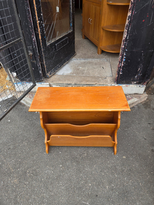 Magazine rack
