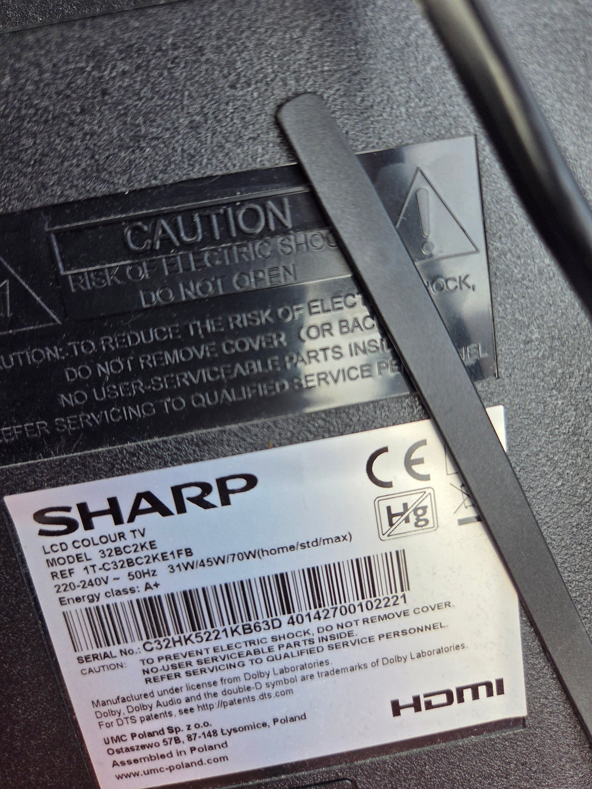 Sharp 32 inch tv no stand Free Delivery in Leicester