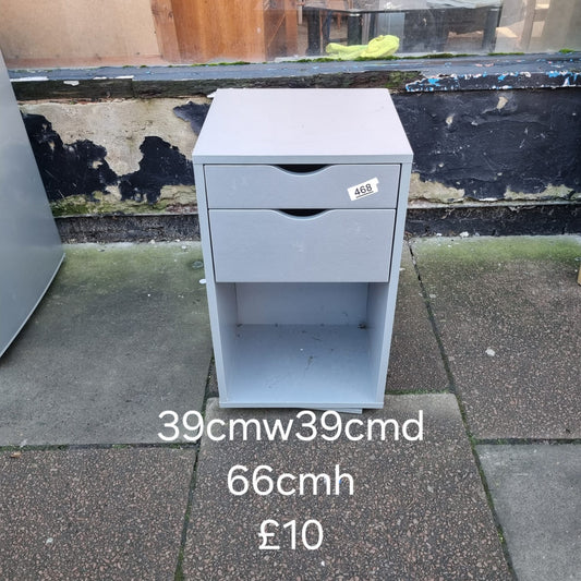 Bedside table 🌟 Free delivery in Leicester 🌟