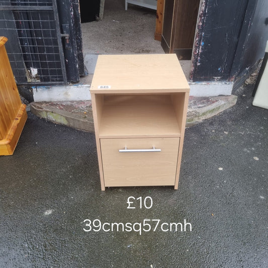 bedside table 🌟 Free delivery in Leicester 🌟