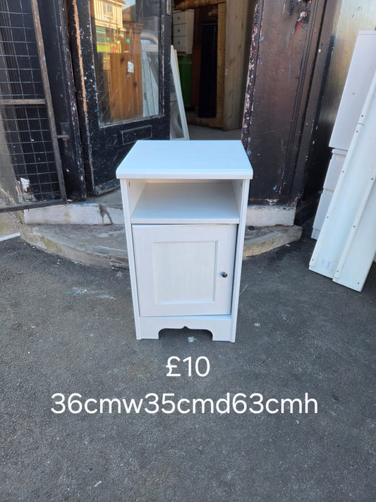 bedside table 🌟 Free delivery in Leicester 🌟