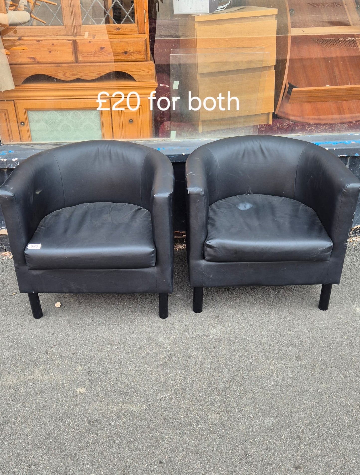 2 tub chairs 🌟 Free delivery in Leicester 🌟