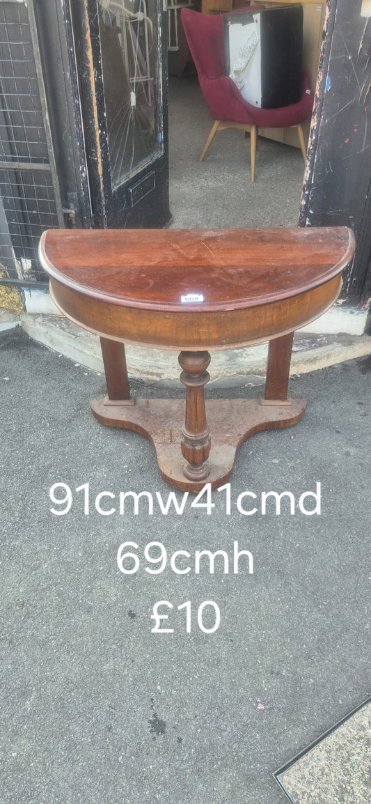 Hall Table 🌟 Free delivery in Leicester 🌟