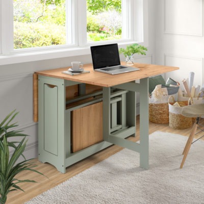 Santos Butterfly Dining Set
Green/Distressed Waxed Pine